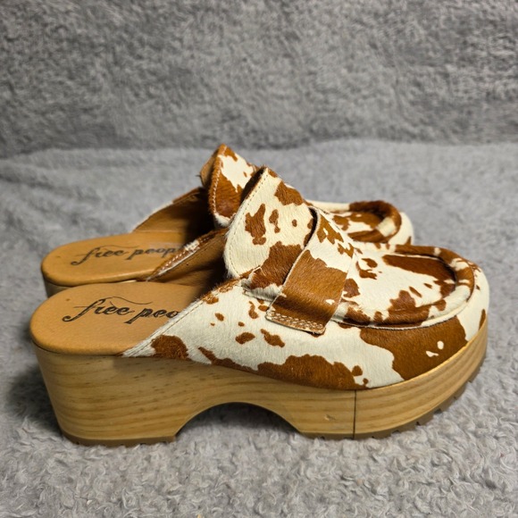 Free People Corbin Hair On Clog Cow Print Wooden Platform Mules EU 38 US 7 NEW - Picture 3 of 9